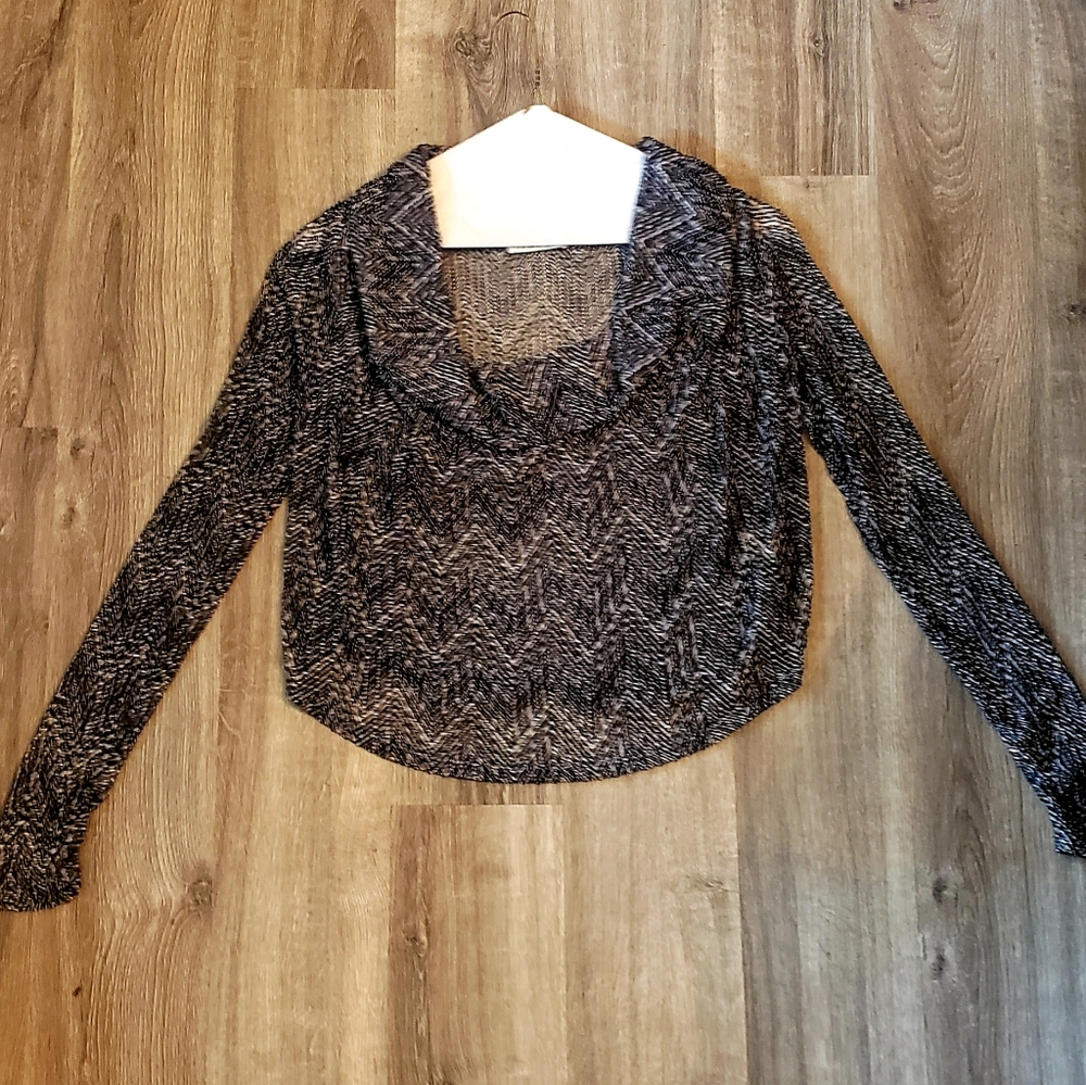 Black/white Arden B cowl neck sweater size medium